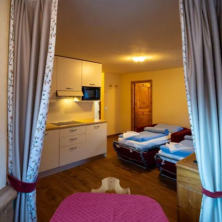 L'arcobi Lägenhetshotell