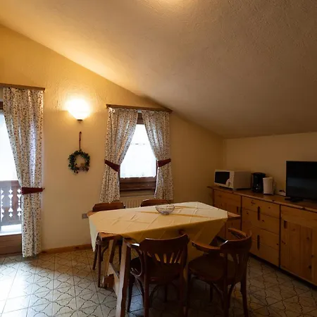 Lejlighedshotel L'arcobi 3*