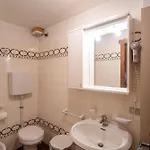 L'arcobi 3*
